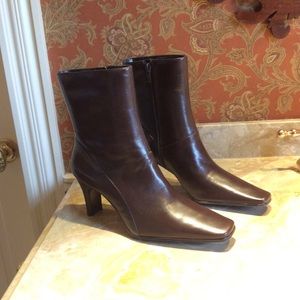 New Nine West Ankle Boots